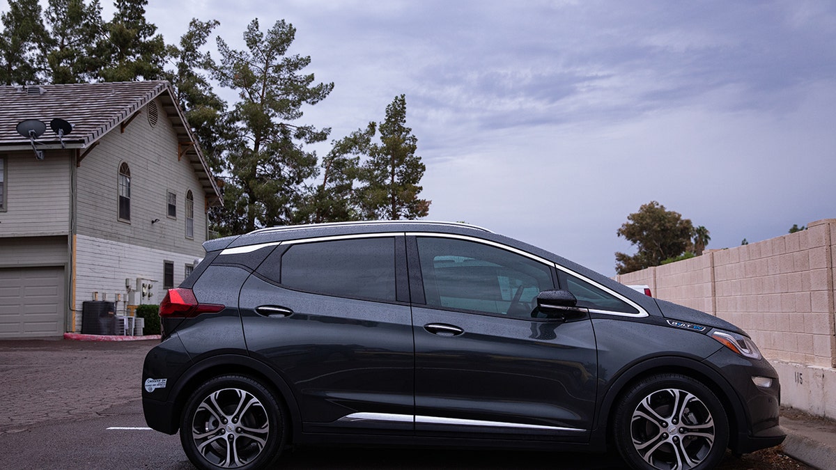 Pemilik Chevy Bolt EV mengalami mimpi buruk menunggu perbaikan baterai