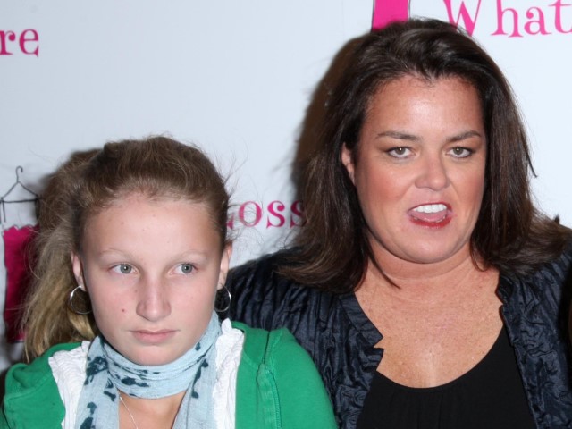 Chelsea O'Donnell, Rosie O'Donnell, Vivienne O'Donnell dan Parker O'Donnell menghadiri malam pembukaan Nora dan Delia Ephron: Apa yang Saya Pakai di Westside Theatre dan Bryant Park Grill pada tanggal 1 Oktober 920 di New York City ( (Foto oleh Jimmy Celeste/Patrick McMullan melalui Getty Images)