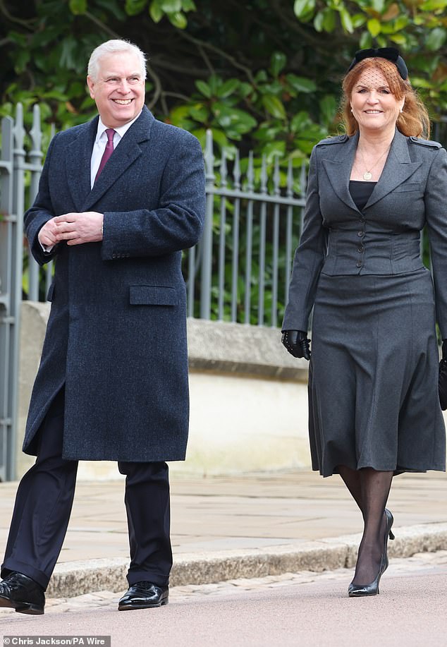 Pangeran Andrew dan Sarah, Duchess of York menghadiri kebaktian syukur atas kehidupan Raja Constantine dari Hellenes di Kapel St George, Kastil Windsor pada 27 Februari 2024