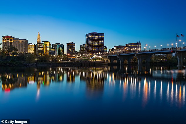 Hartford, Connecticut, menawarkan lingkungan pembiayaan yang menguntungkan, menurut laporan NAR. Rata-rata suku bunga KPR pada tahun 2023 adalah 6,5 persen