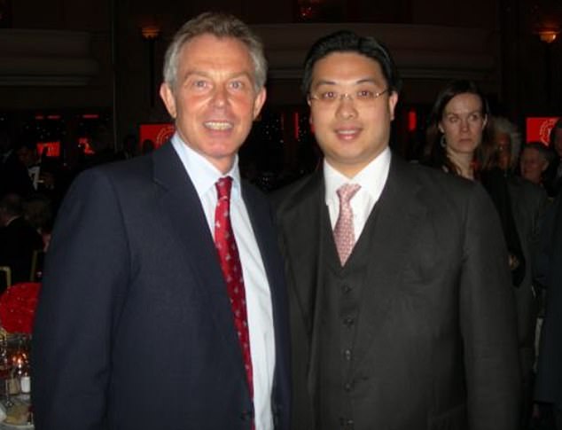 Pada bulan Mei 2006 mantan Perdana Menteri Partai Buruh Tony Blair MP bersama Dr. Johnny Hahn