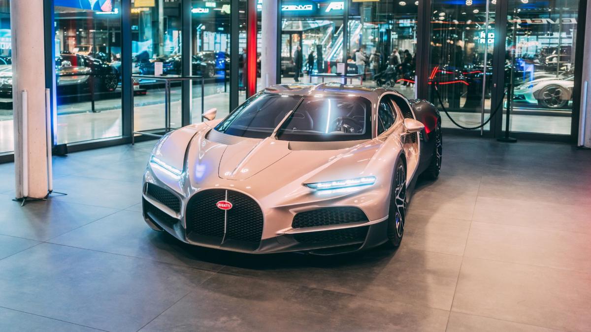 Bugatti memperluas jejaknya di Eropa dengan ruang pamer utama di Munich dan Wina Bugatti memperluas jejaknya di Eropa dengan ruang pamer utama di Munich dan Wina
