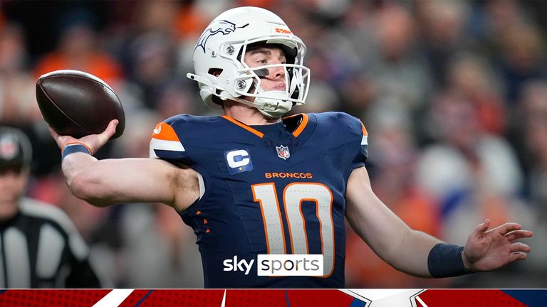 Quarterback Denver Broncos Bo Nix melakukan lemparan pada paruh pertama pertandingan sepak bola NFL melawan Cleveland Browns, Senin, 2 Desember 2024, di Denver. (Foto AP/Jack Dempsey)


