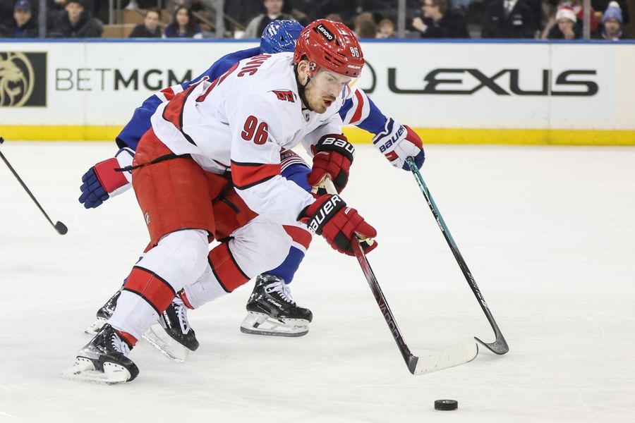 NHL: Badai Carolina di New York Rangers