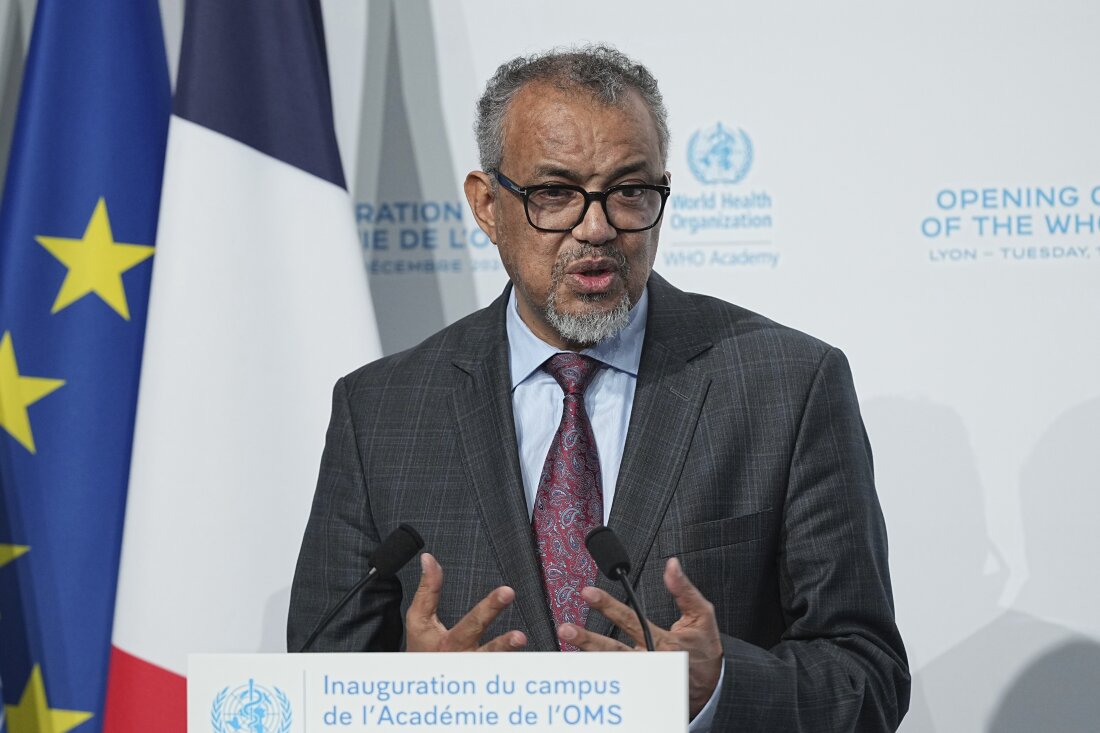 Tedros Adhanom Ghebreyesus, Direktur Jenderal WHO, menyampaikan pidatonya usai membuka Kampus Akademi WHO yang mengedepankan pembelajaran seumur hidup di bidang kesehatan, pada Selasa, 17 Desember 2024, di Lyon, Prancis tengah. (Foto AP/Laurent Cipriani, Poole)