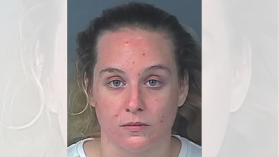 Wanita Florida ditangkap karena menikam anjing pacarnya: 'Saya salah,' katanya