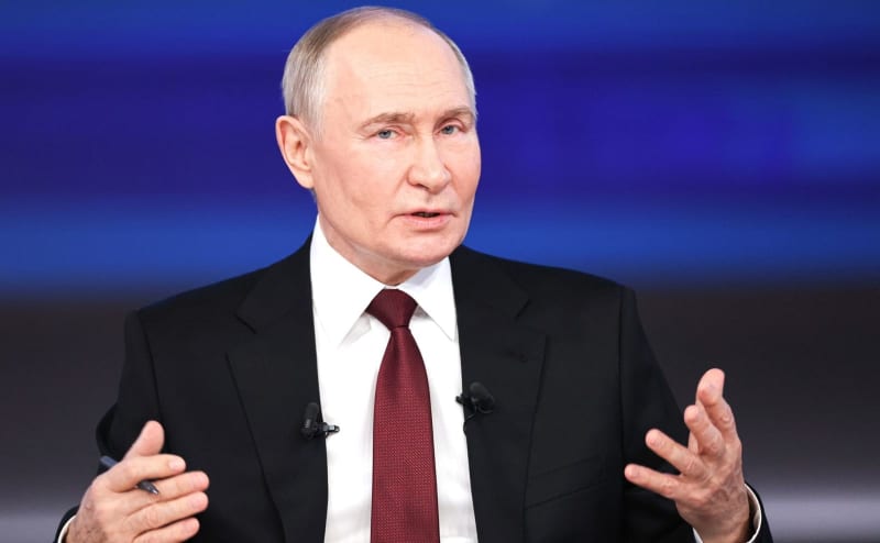 “Semuanya akan baik-baik saja,” kata Putin kepada masyarakat Rusia dalam pidato Tahun Barunya “Semuanya akan baik-baik saja,” kata Putin kepada masyarakat Rusia dalam pidato Tahun Barunya