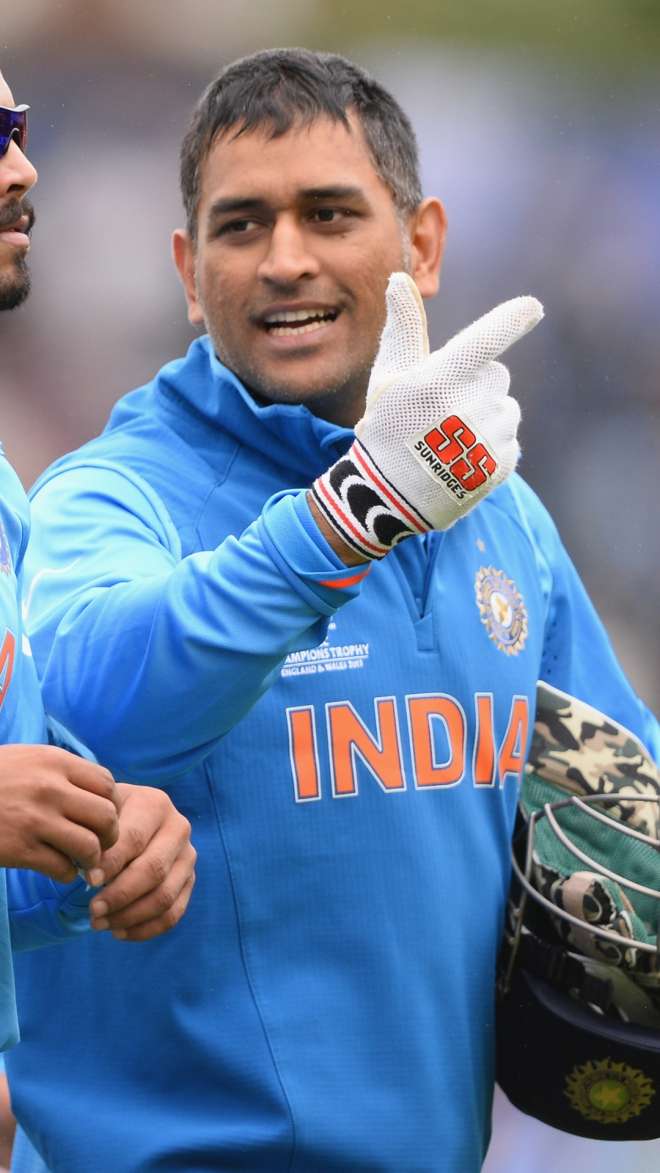 Para pemain yang menjadi kapten dalam jumlah pertandingan terbanyak dalam sejarah Piala Champions tahu di mana posisi Dhoni