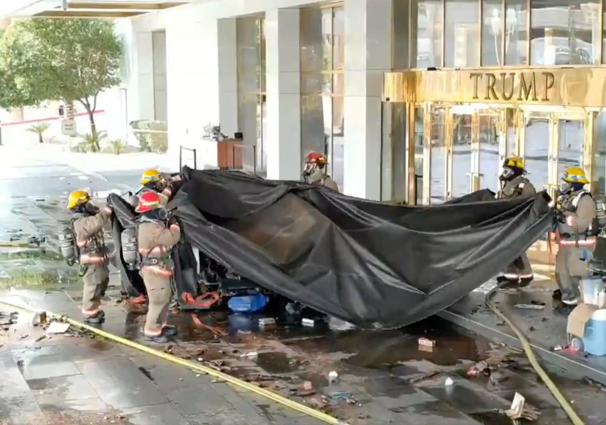 Sheriff mengatakan spesifikasi Cybertruck mencegah ledakan yang lebih besar dan kerusakan yang lebih besar di Trump Hotel Sheriff mengatakan spesifikasi Cybertruck mencegah ledakan yang lebih besar dan kerusakan yang lebih besar di Trump Hotel