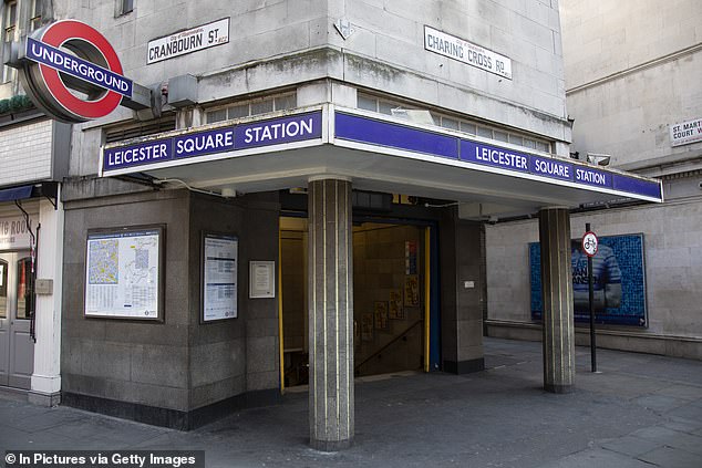 Para wanita tersebut menjadi sasaran di ruang tiket di stasiun bawah tanah Leicester Square sekitar jam 7 malam pada tanggal 23 November (file foto)