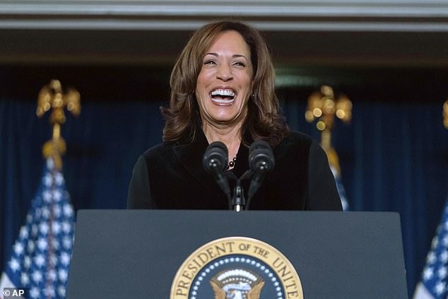 Maher mempunyai pesan sederhana untuk Kamala Harris: 'Anda kalah dalam perlombaan gila melawan orang yang benar-benar gila. Selamat'