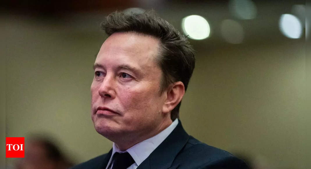 Krisis utang AS: ‘Amerika akan terpanggang’: Elon Musk memperingatkan kebangkrutan dan kenaikan suku bunga karena utang $36 triliun Krisis utang AS: ‘Amerika akan terpanggang’: Elon Musk memperingatkan kebangkrutan dan kenaikan suku bunga karena utang $36 triliun