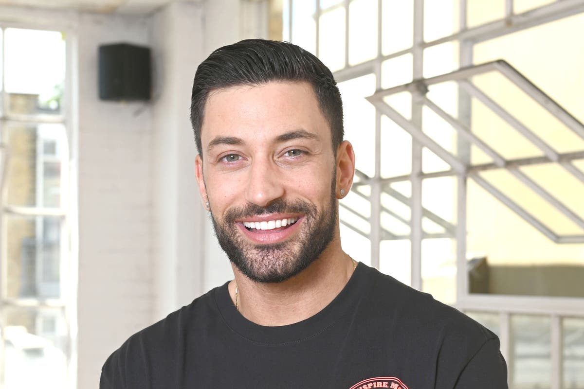 Giovanni Pernice mengatakan dia khawatir tuntutan berat tersebut dapat mengakhiri kariernya Giovanni Pernice mengatakan dia khawatir tuntutan berat tersebut dapat mengakhiri kariernya