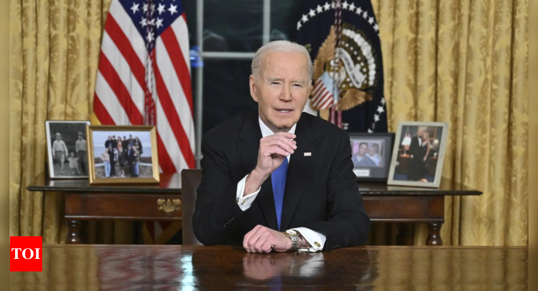 Pidato Perpisahan Joe Biden: Mengapa Biden Duduk di Bantal pada Pidato Terakhirnya? ‘Penghinaan Terakhir’ Pidato Perpisahan Joe Biden: Mengapa Biden Duduk di Bantal pada Pidato Terakhirnya? ‘Penghinaan Terakhir’