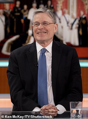 Pakar kerajaan Richard Fitzwilliams mengambil bagian dalam acara baru untuk DailyMail.com