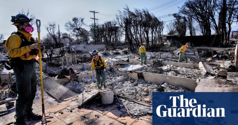 Petugas pemadam kebakaran Los Angeles membantu meredakan angin, tetapi perkiraan cuaca kebakaran akan lebih banyak | Kebakaran hutan di California