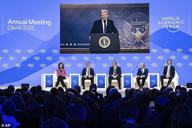 Trump menyampaikan pidatonya dari jarak jauh, namun mengatakan dia akan mencoba mengunjungi konvensi tersebut di masa depan