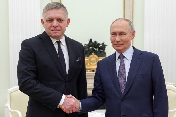 Perdana Menteri Slovakia muncul kembali dua minggu setelah ‘menghilang’ setelah kunjungan Putin Perdana Menteri Slovakia muncul kembali dua minggu setelah ‘menghilang’ setelah kunjungan Putin