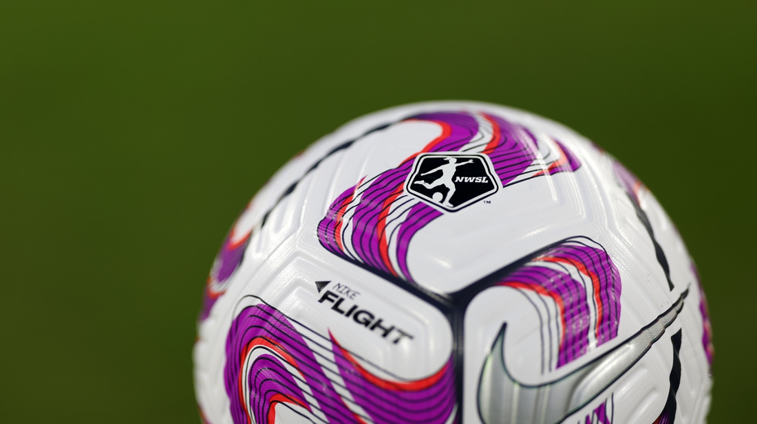 Denver mengakuisisi waralaba NWSL ke-16 dengan rekor biaya $110 juta Denver mengakuisisi waralaba NWSL ke-16 dengan rekor biaya $110 juta