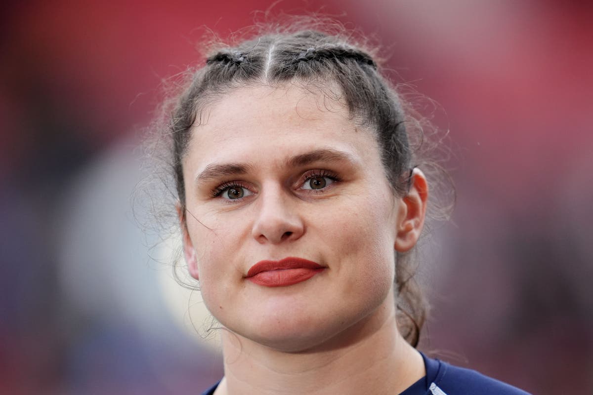 Ilona Maher telah mengakui kondisi mentalnya menjelang debutnya di Bristol yang sangat dinantikan