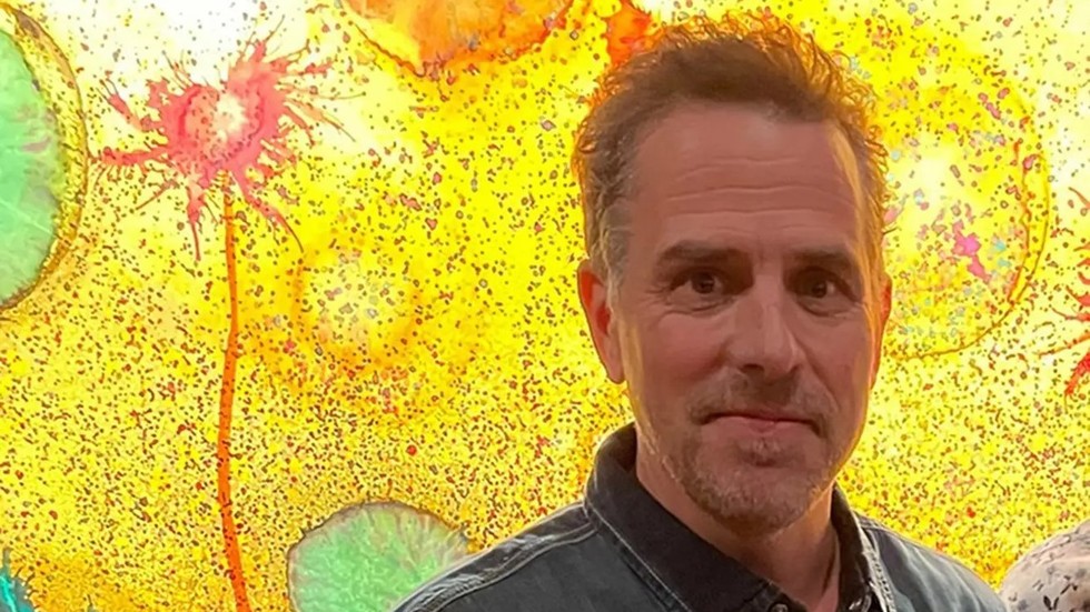 Karya Seni Hunter Biden Dikabarkan Menjadi Korban LA Inferno – RT World News Karya Seni Hunter Biden Dikabarkan Menjadi Korban LA Inferno – RT World News