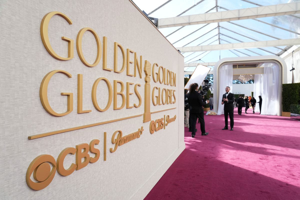 Yang terbaru: Golden Globes memulai musim penghargaan Yang terbaru: Golden Globes memulai musim penghargaan