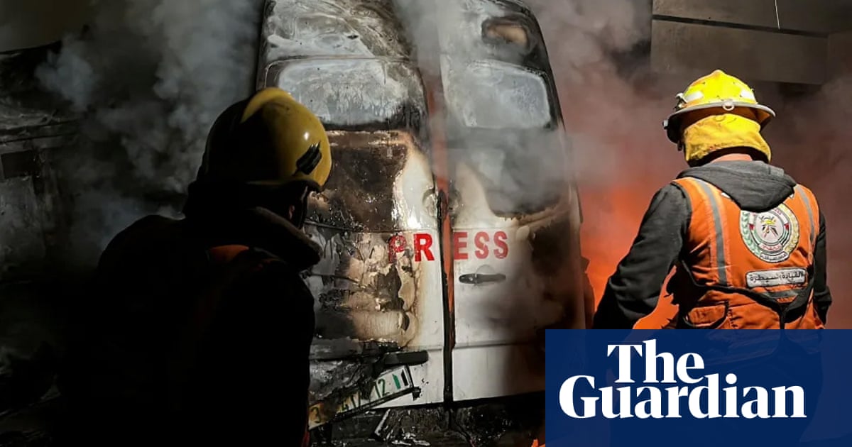 ‘Di Gaza, rompi jurnalis menjadikan Anda target’: Jurnalis yang membayar harga untuk melaporkan perang | Keamanan jurnalis ‘Di Gaza, rompi jurnalis menjadikan Anda target’: Jurnalis yang membayar harga untuk melaporkan perang | Keamanan jurnalis
