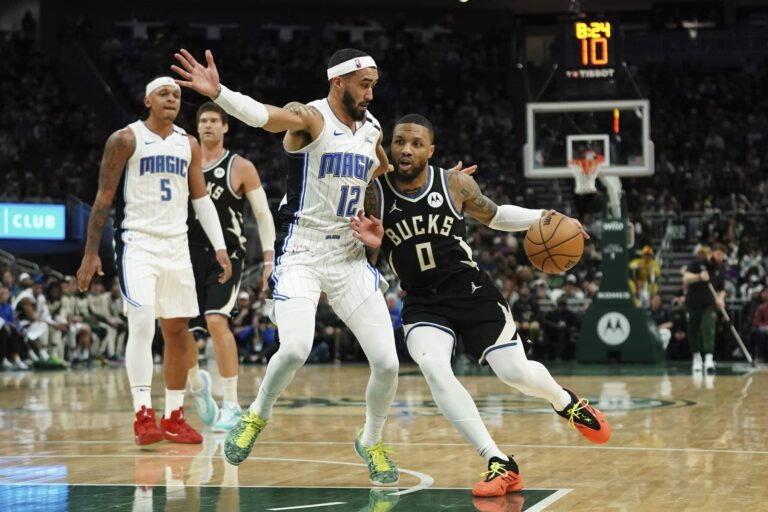 Damian Lillard mencetak 30 gol saat Bucks meledakkan Magic
