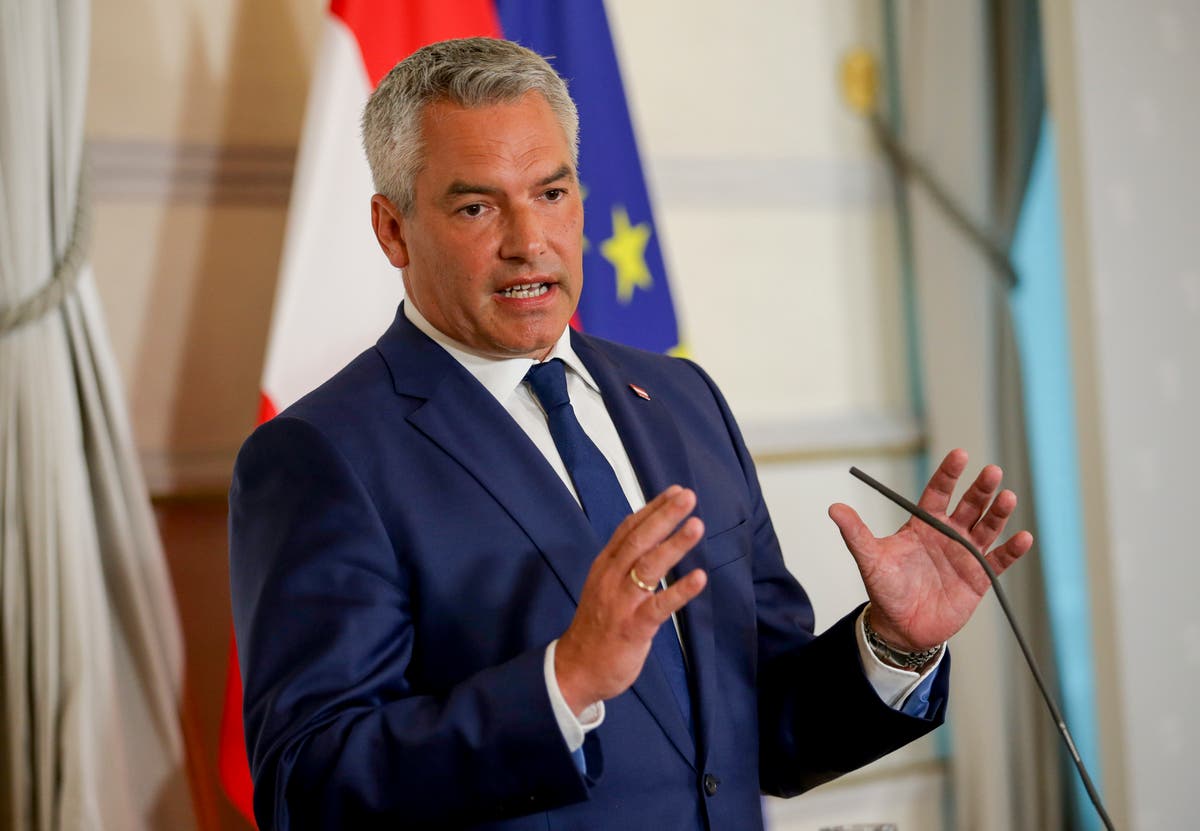Kanselir Austria Karl Neuhammer mengundurkan diri setelah pembicaraan koalisi gagal Kanselir Austria Karl Neuhammer mengundurkan diri setelah pembicaraan koalisi gagal