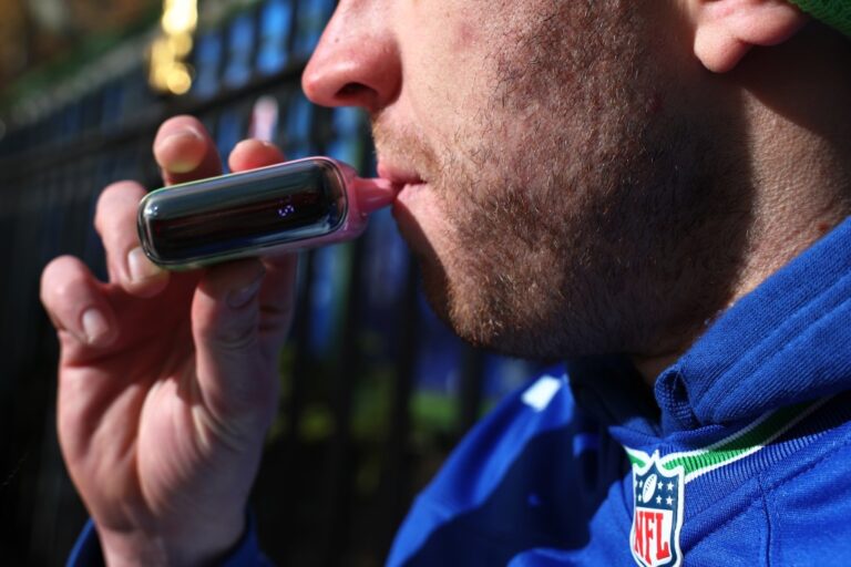Massachusetts harus mengatasi masalah vaping ilegal