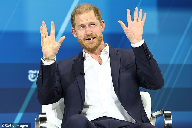45 persen mendukung menyambut kembalinya Pangeran Harry ke dalam keluarga kerajaan jika Presiden terpilih AS Donald Trump digulingkan.