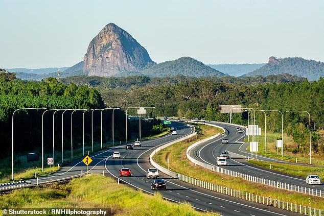 Jalan mematikan bagi Australia menuju perbaikan besar-besaran adalah sebuah neraka ketika Albo mengeluarkan banyak uang untuk pemilu Jalan mematikan bagi Australia menuju perbaikan besar-besaran adalah sebuah neraka ketika Albo mengeluarkan banyak uang untuk pemilu