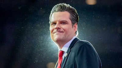 'Ada apa dengan riasanku?': Matt Gaetz mencari tips kecantikan dari mantan waria Jorge Santos