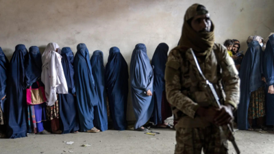 Taliban menolak langkah pengadilan untuk menangkap pejabat tinggi karena melakukan pelecehan terhadap perempuan dan anak perempuan Afghanistan