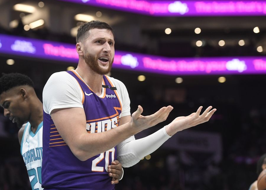 NBA: Phoenix Sun di Charlotte Hornets