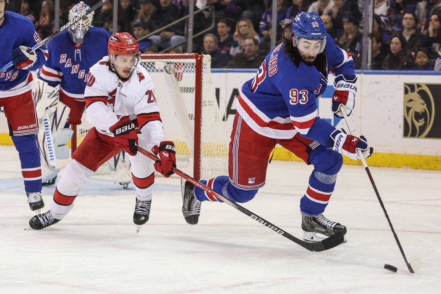 NHL: Badai Carolina di New York Rangers
