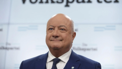 Spekulasi berkembang bahwa pemimpin ekstremis Austria Herbert Kickl akan diminta membentuk pemerintahan
