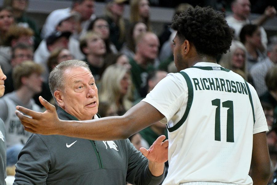 Bola Basket NCAA: Michigan Barat di Negara Bagian Michigan