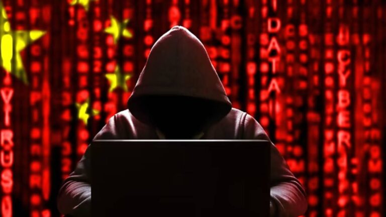 Pencapaian besar yang diraih hacker Tiongkok adalah meretas komputer Menteri Keuangan AS dan mencuri lebih dari 50 file.