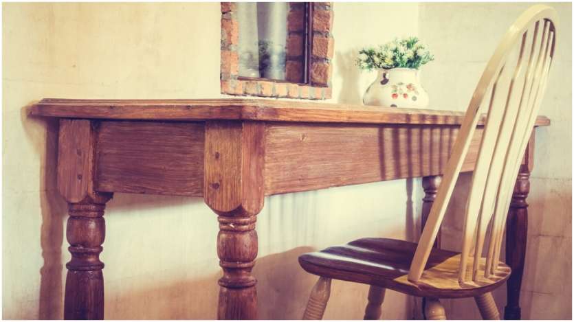 Jika rayap menyerang furnitur dan dinding Anda, segera lakukan tindakan berikut. Jika rayap menyerang furnitur dan dinding Anda, segera lakukan tindakan berikut.