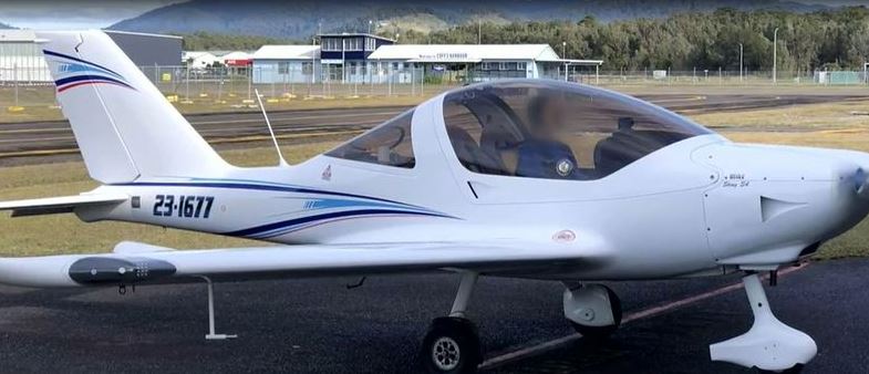 Dua pilot papan atas tewas dalam kecelakaan pesawat yang fatal, saksi mengungkap momen-momen terakhir & polisi memulai penyelidikan Dua pilot papan atas tewas dalam kecelakaan pesawat yang fatal, saksi mengungkap momen-momen terakhir & polisi memulai penyelidikan