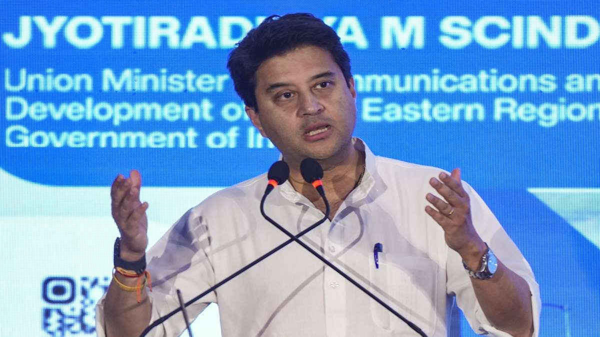 Scindia marah atas pernyataan Rahul Gandhi tentang “negara India” dan berkata – Siapa yang melawan India? Scindia marah atas pernyataan Rahul Gandhi tentang “negara India” dan berkata – Siapa yang melawan India?