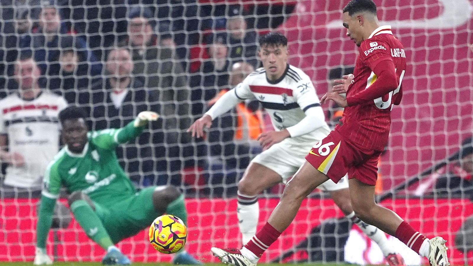 Liverpool 2-2 Manchester United: Performa Trent Alexander-Arnold terpengaruh oleh hubungan dengan Real Madrid, kata Jamie Carragher | Berita sepak bola Liverpool 2-2 Manchester United: Performa Trent Alexander-Arnold terpengaruh oleh hubungan dengan Real Madrid, kata Jamie Carragher | Berita sepak bola