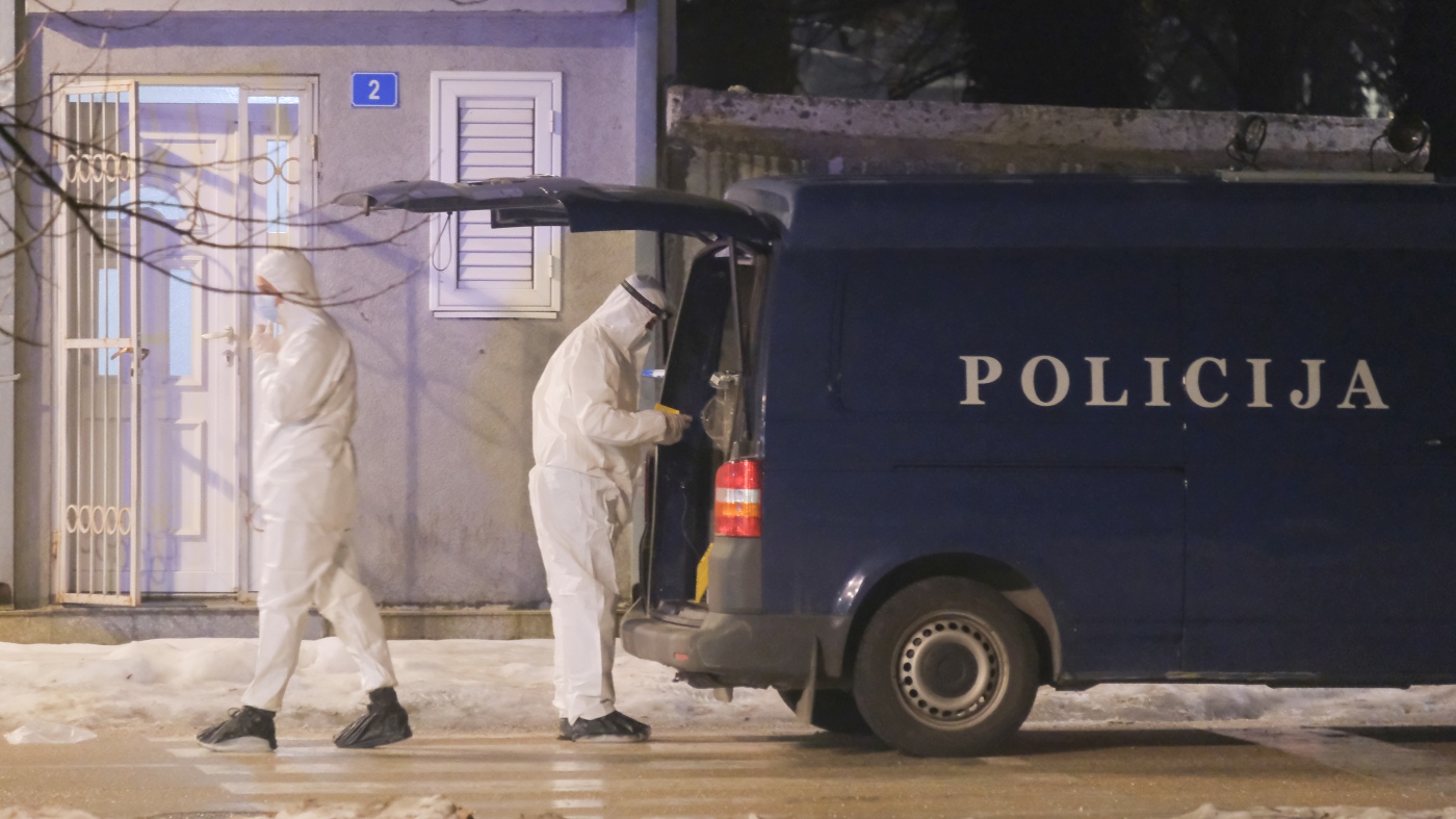 Pria bersenjata membunuh sedikitnya 10 orang dalam amukan penembakan di Montenegro: NPR Pria bersenjata membunuh sedikitnya 10 orang dalam amukan penembakan di Montenegro: NPR
