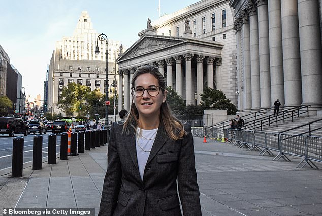 Davis dinyatakan bersalah atas Daniel Sasoon (Portrait), seorang pengacara sementara AS ke distrik selatan New York, yang mengungkap kasus Davis setelah 'bodoh' di AAP-ed yang mengerikan untuk Wall Street Journal.