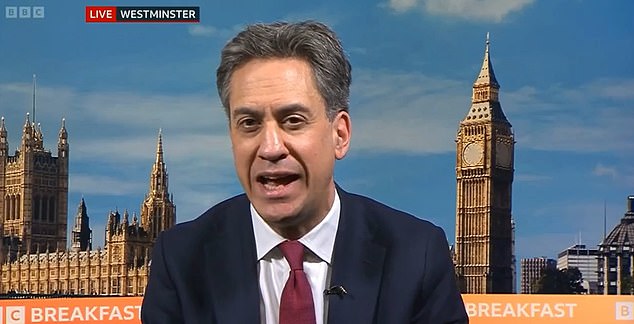 Tn. Miliband menggambarkan rencananya dalam sarapan BBC pagi ini (Jumat) sebagai 'masalah dasar keadilan'