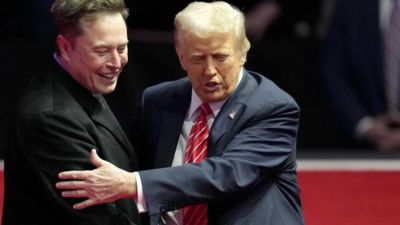 Donald Trump disebut 'pintar', 'pemotong besar'; Musk, 'Aku lebih mencintainya'