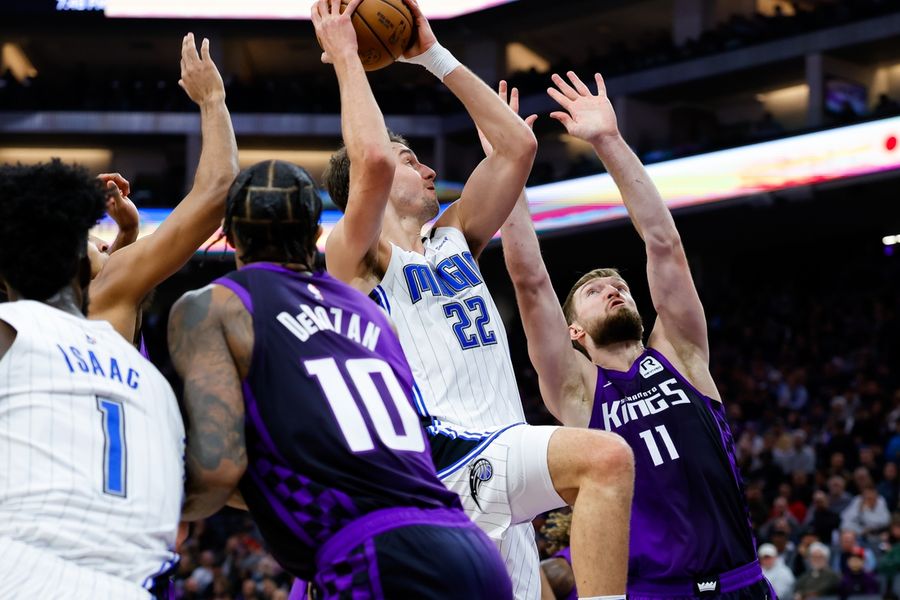 NBA: Orlando Kings Magic in Sacramento