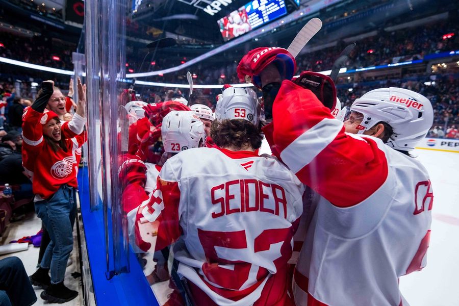 NHL: Detroit Red Wings di Vancouver Canax