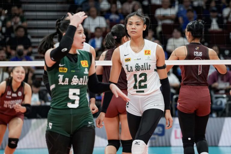 La Salle kembali, terumbu di atas bola voli wanita